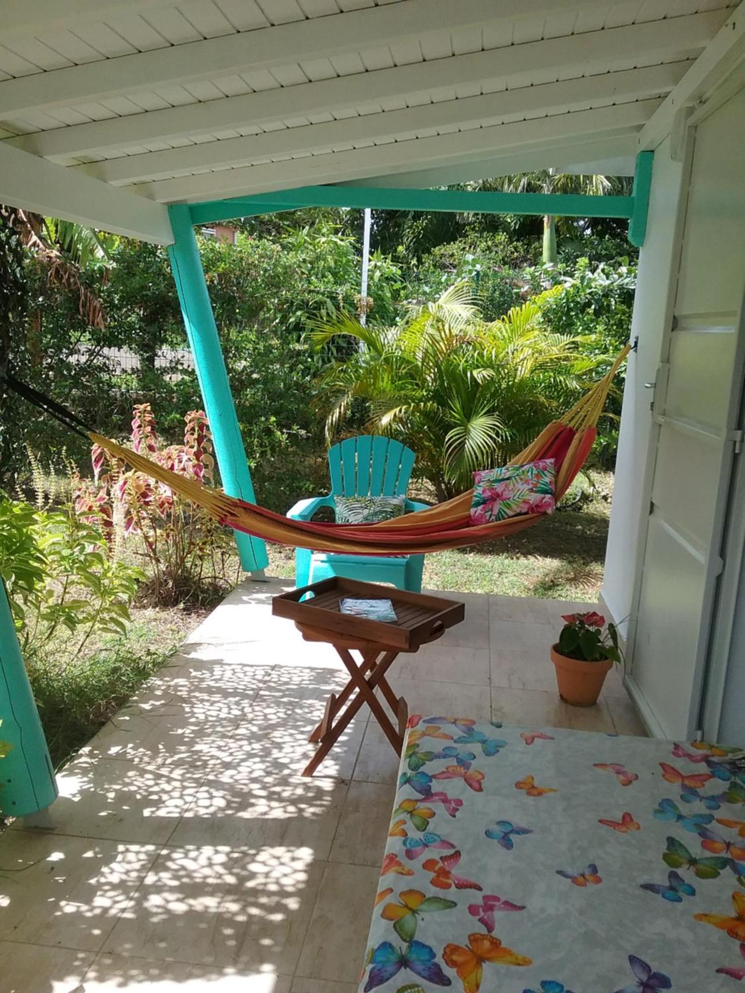 Gite Cajou Dans Jardin Tropical Ventile A Sainte-Anne Exteriér fotografie